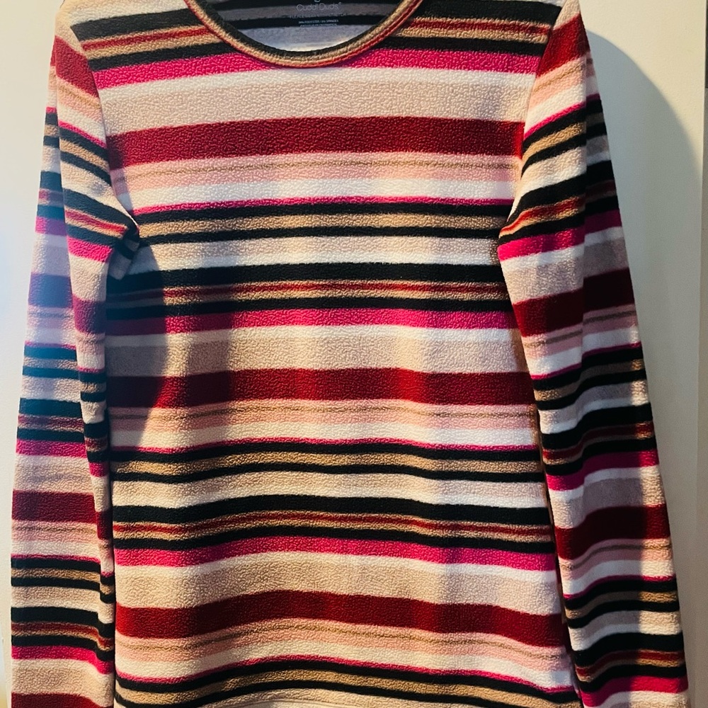 Women’s CuddlDuds fleecewear with stretch Great colors